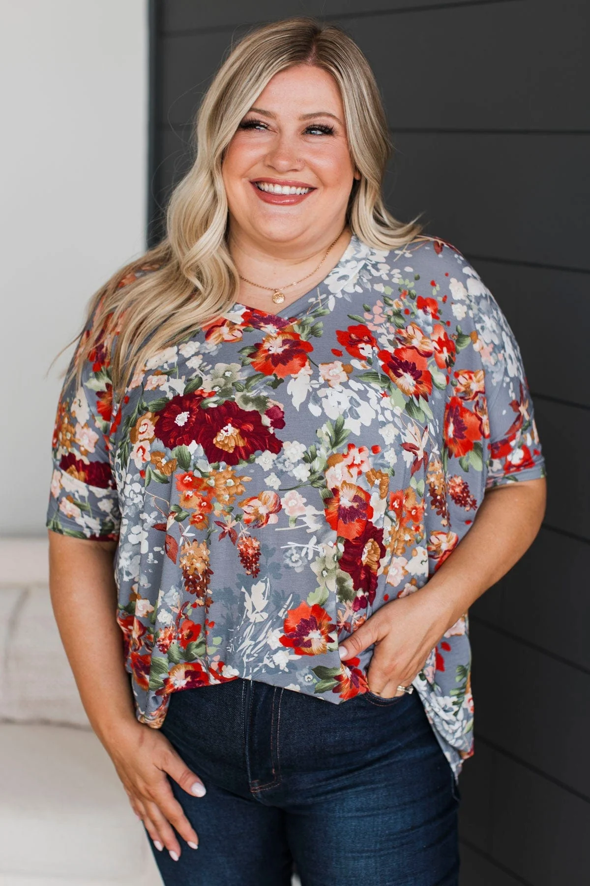 Main Priority V-Neck Floral Top- Grey - Image 3