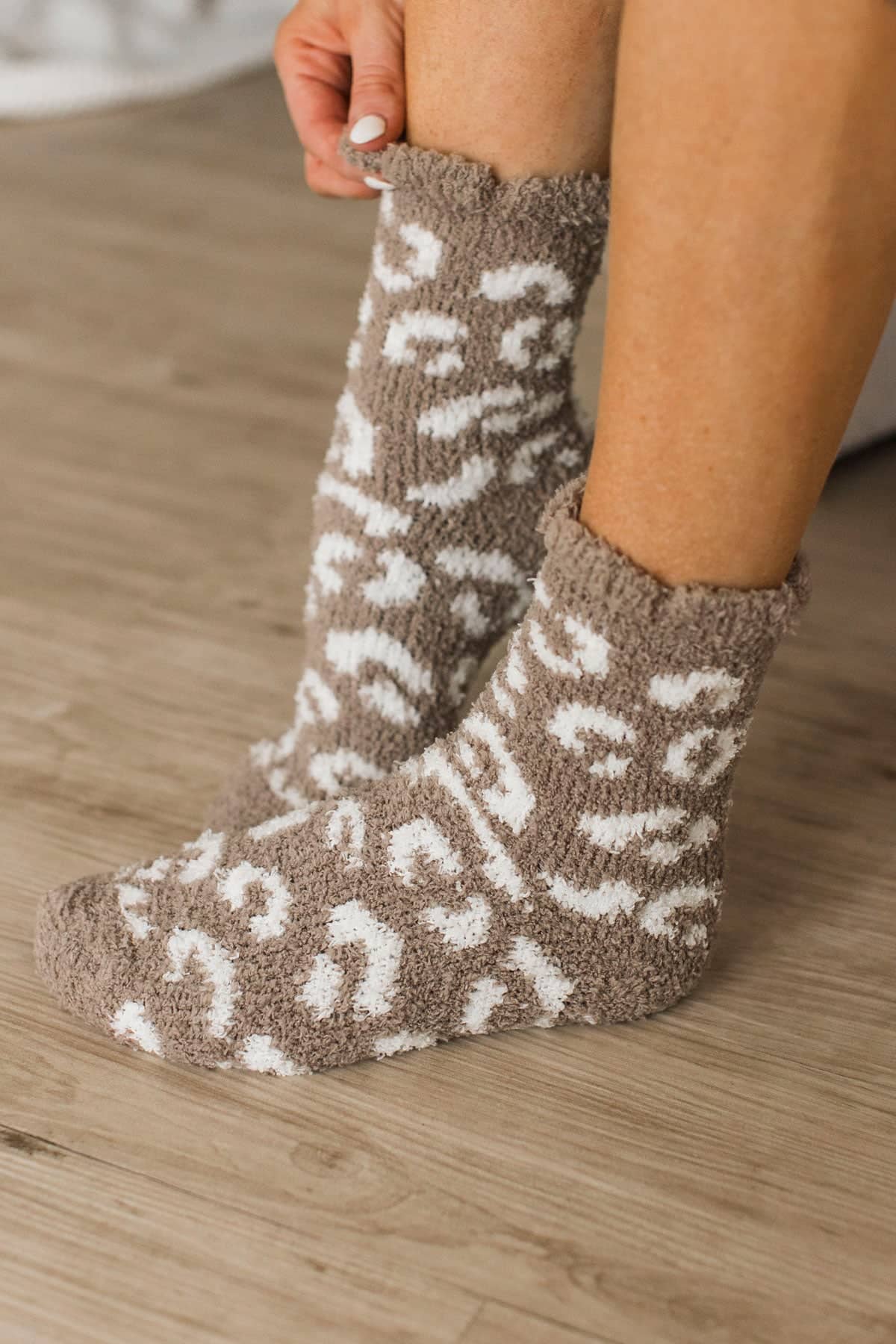 Majorly Cozy Fuzzy Knit Socks- Taupe Leopard