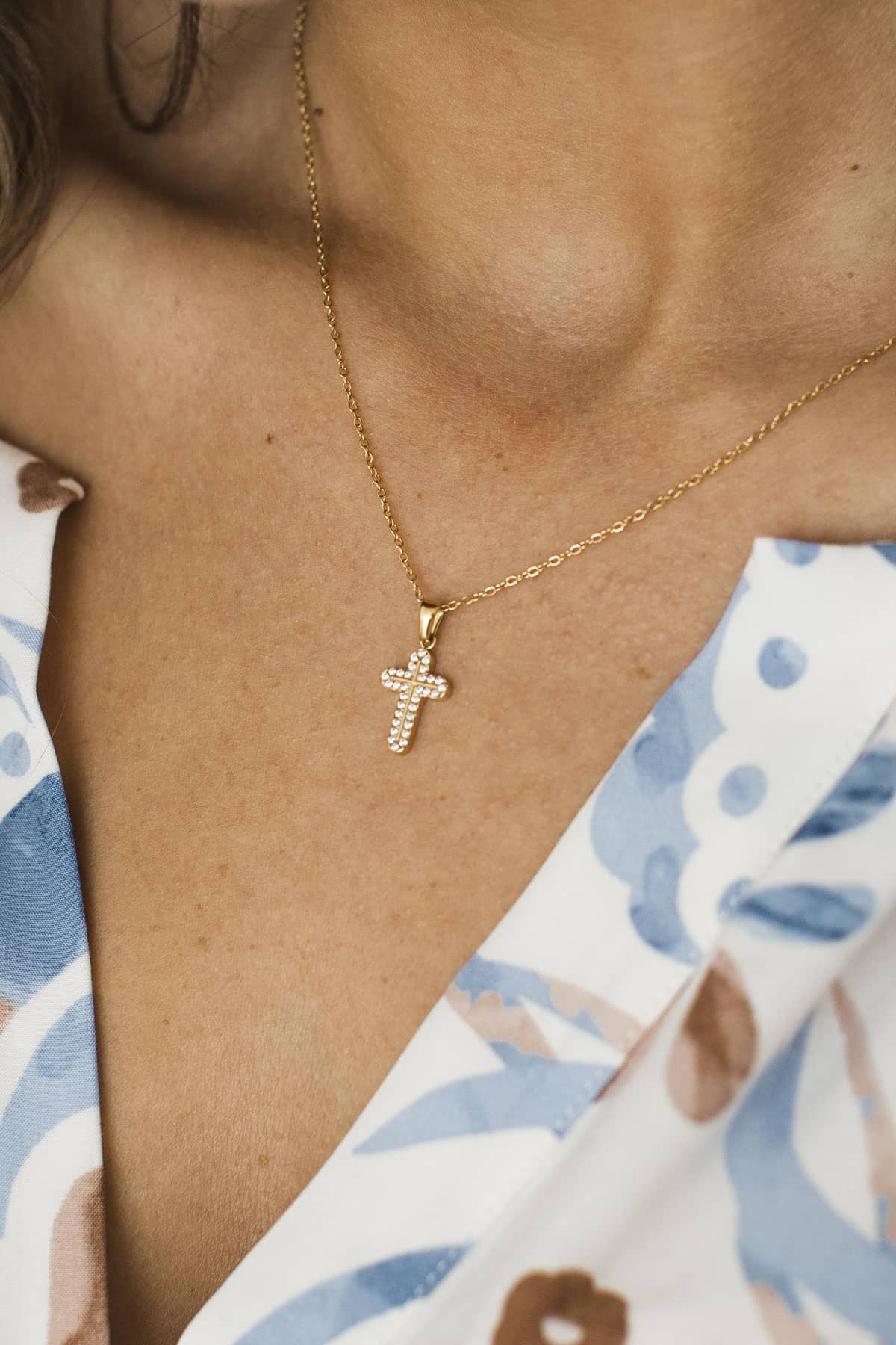 Modern Grace Cross Pendant Necklace- Gold