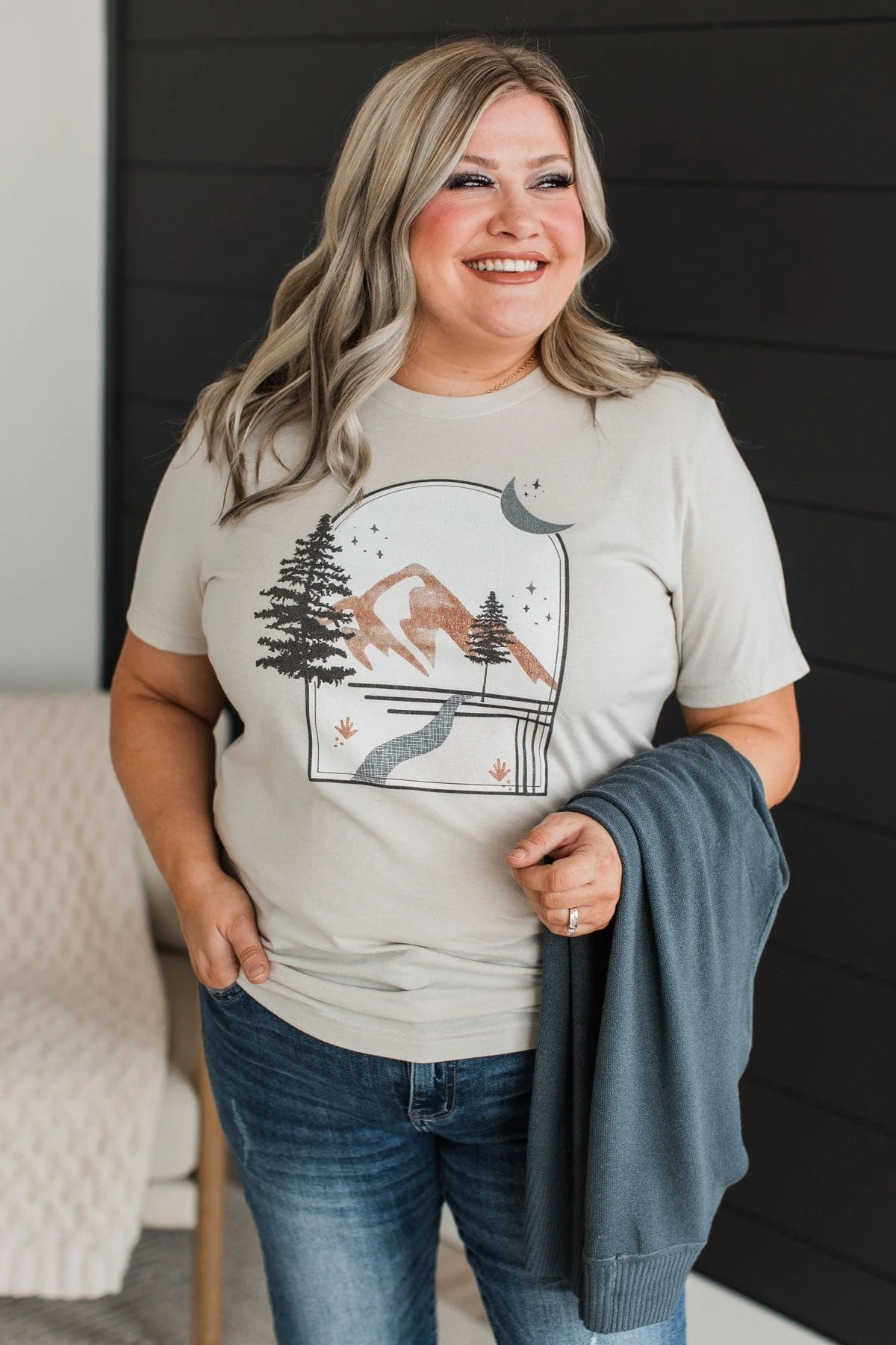 Mountain Memories Graphic Tee- Light Taupe - Image 2