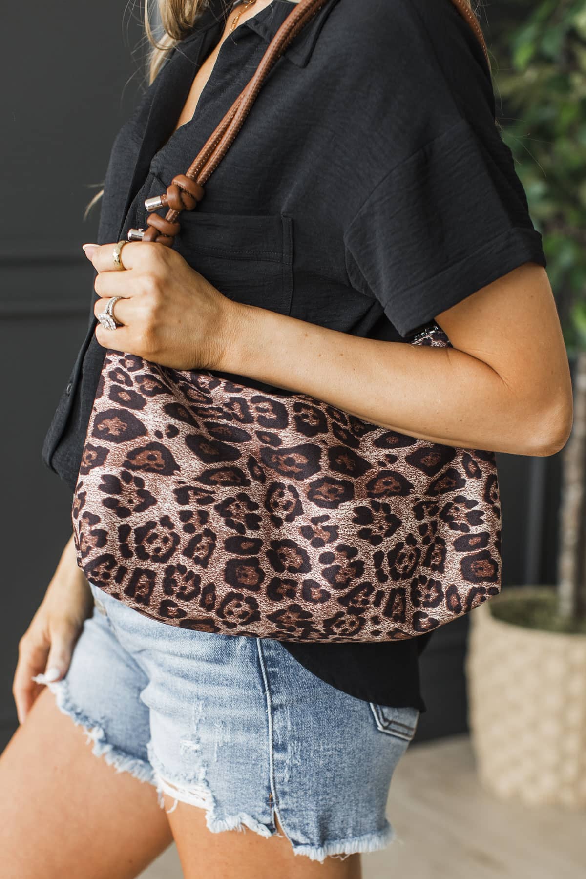 Natural Glow Leopard Print Shoulder Bag- Brown - Image 3