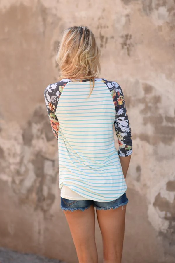 Never a Dull Moment Floral Top ~ Blue - Image 6