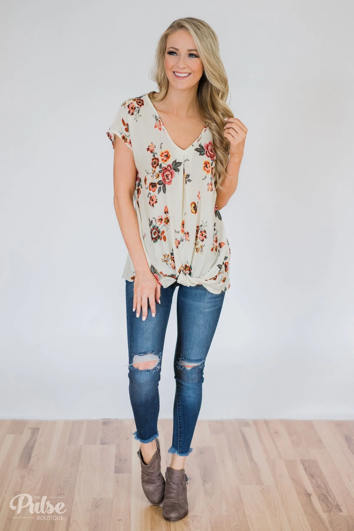 Once in a Lifetime Floral Knot Top- Cream - Image 4