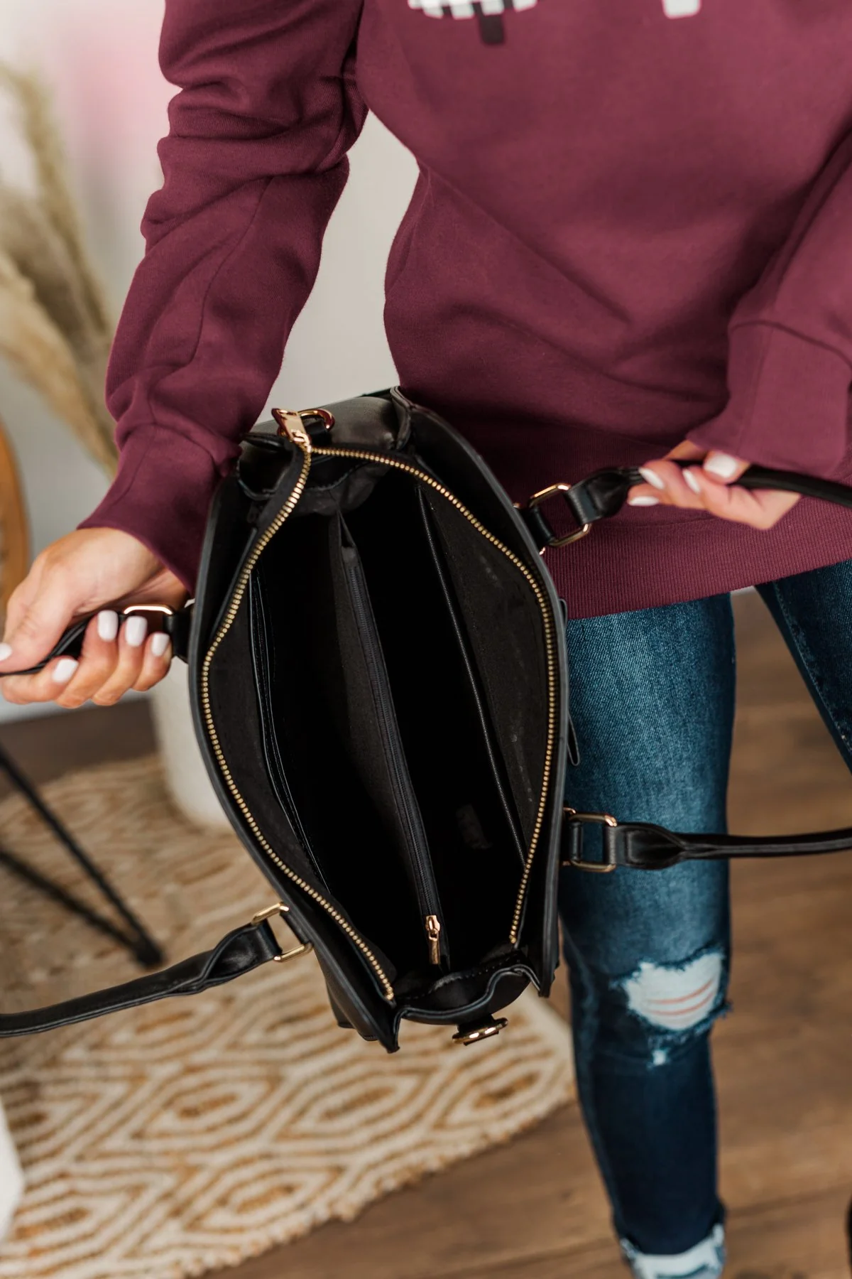 One & Only Day-To-Day Purse- Black - Image 7