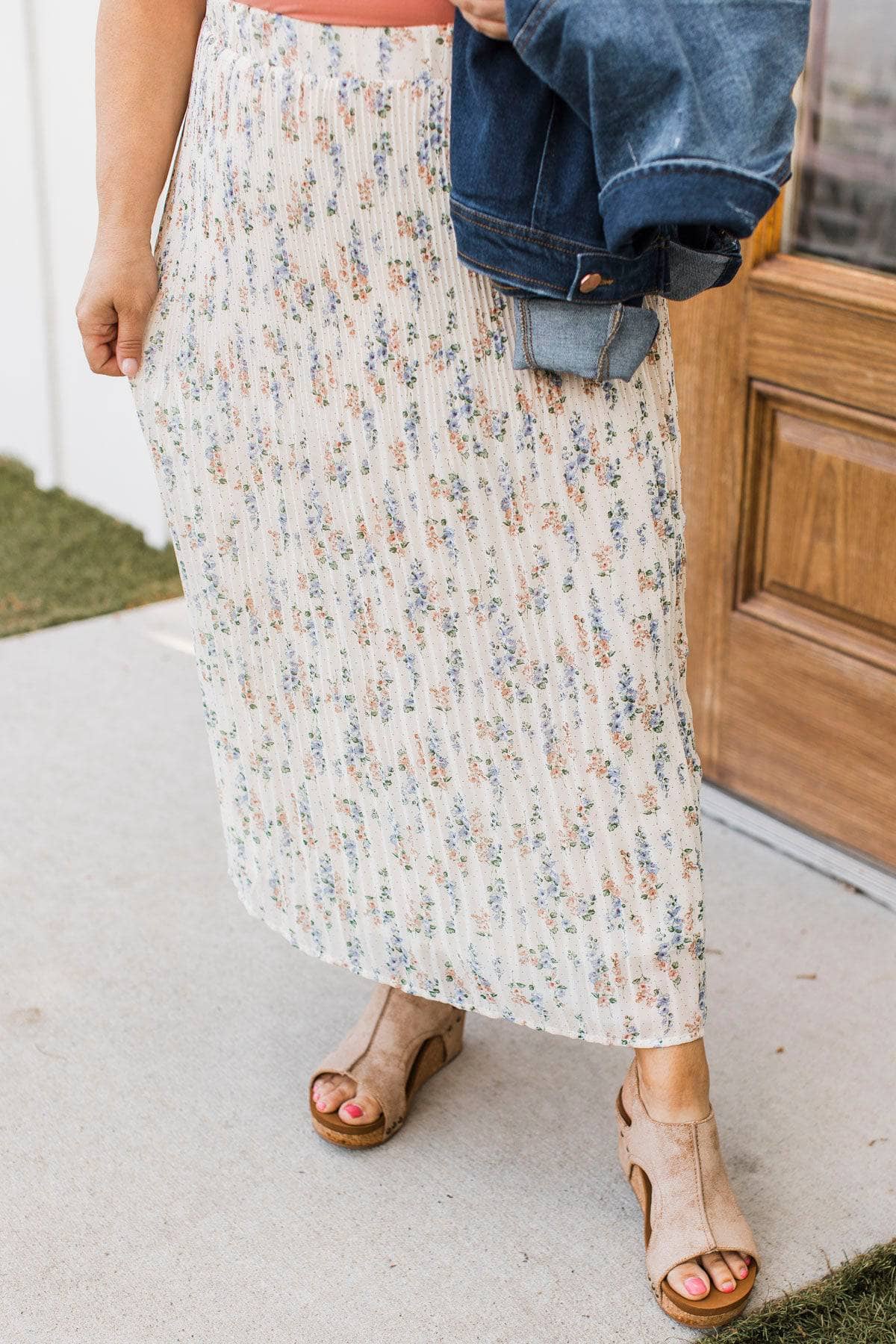 Poems of Love Pleated Floral Skirt- Natural - Image 4