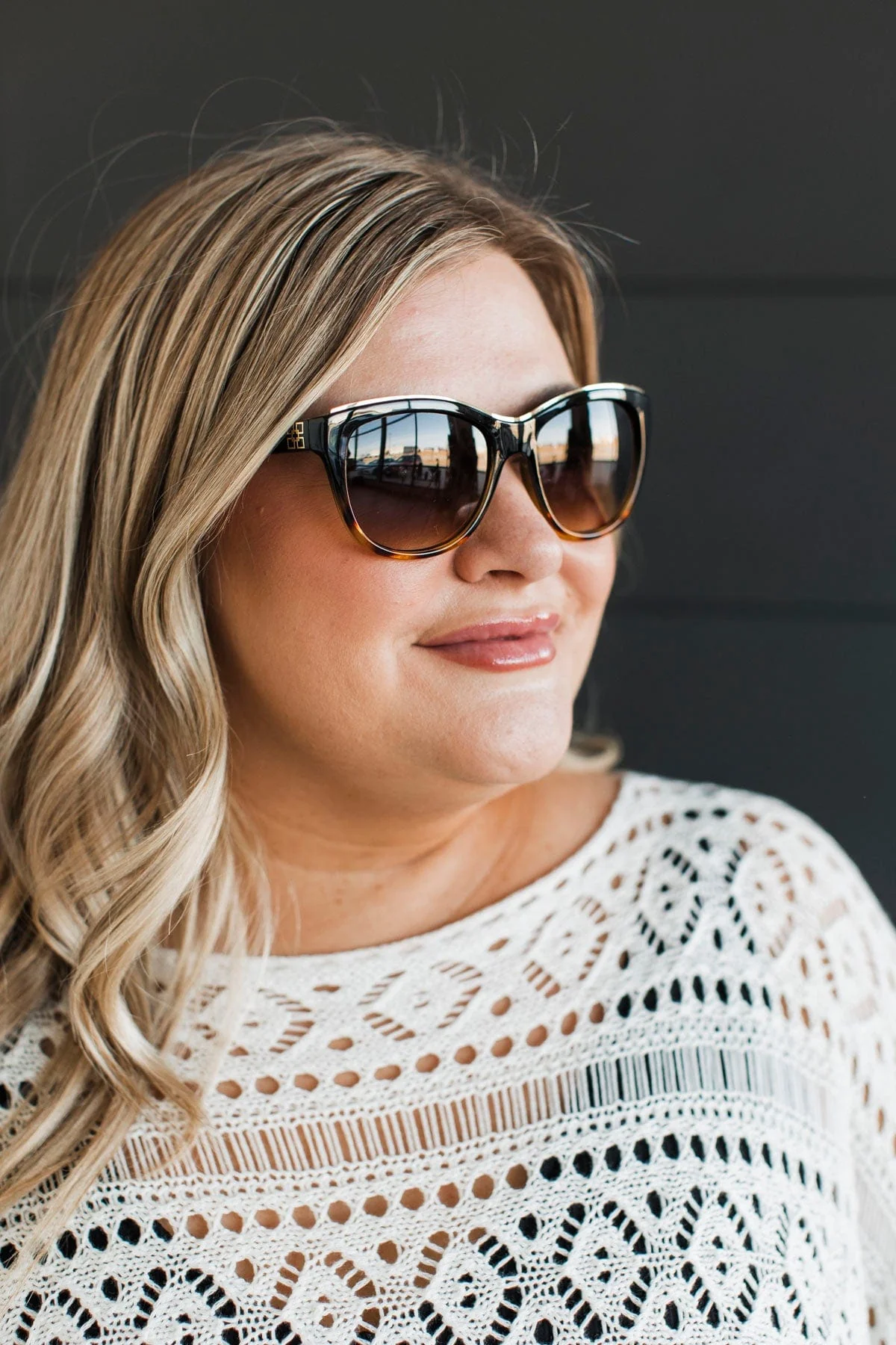 Pop Of Sunshine Cat Eye Sunglasses- Black - Image 2