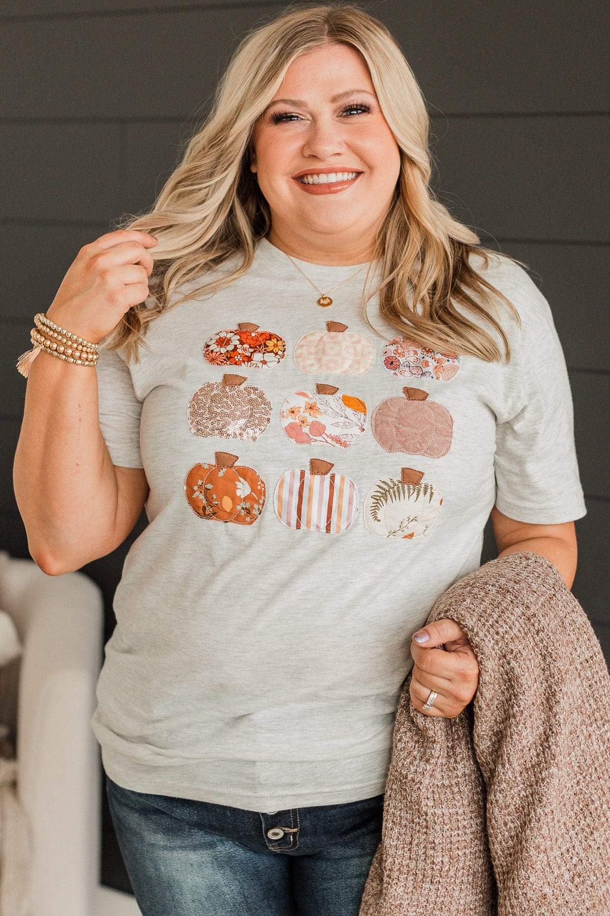 Pretty Pumpkins Graphic Tee- Light Heather Grey - Image 4