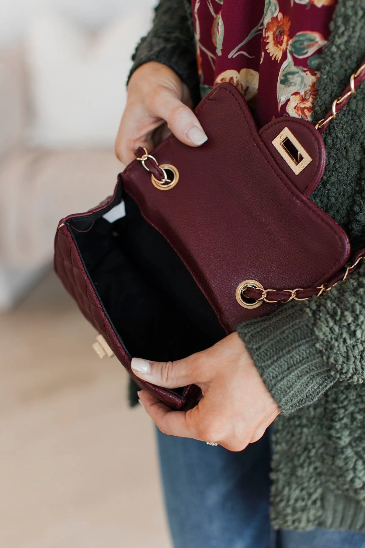 Ready To Wow Crossbody Purse- Burgundy - Image 2