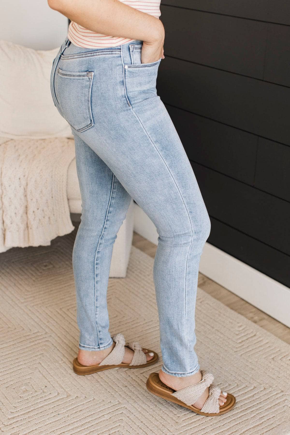 Risen Skinny Jeans- Jana Wash - Image 5
