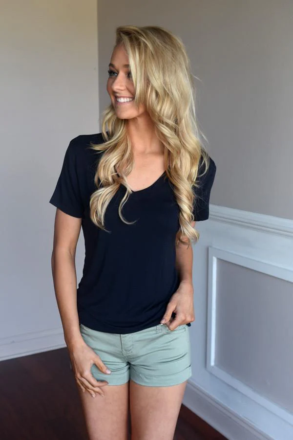 Run the World Tee ~ Dark Navy - Image 2