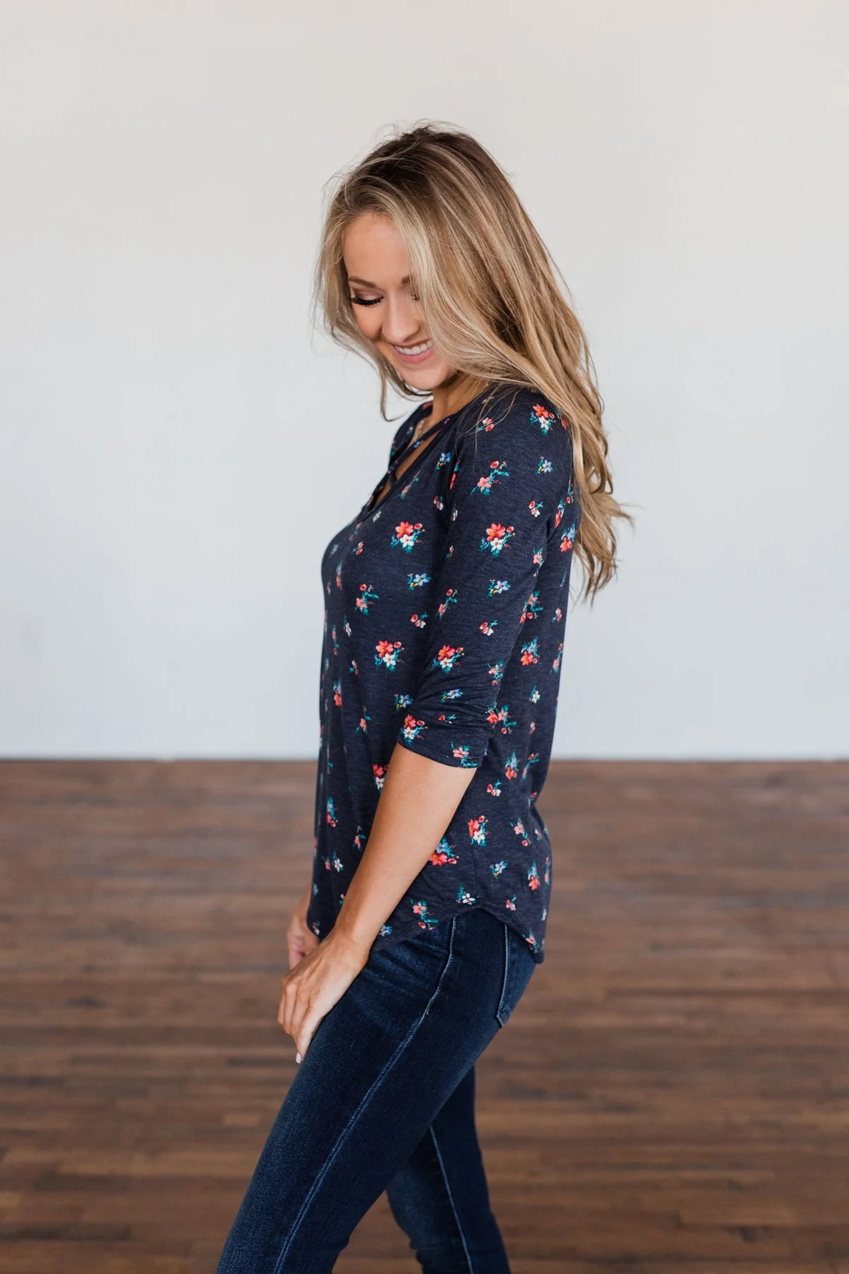 Scents of the Season Floral Criss Cross Top- Navy - Image 7
