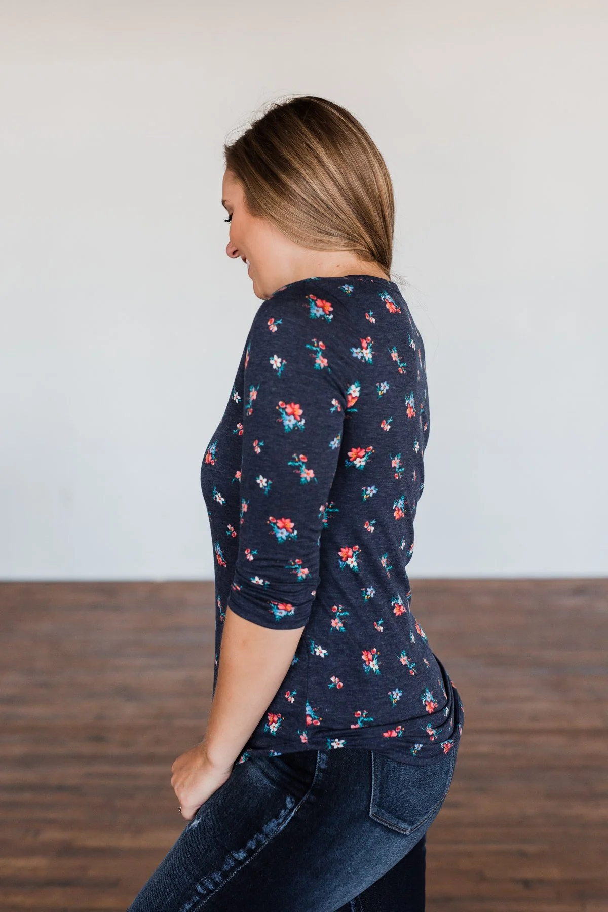 Scents of the Season Floral Criss Cross Top- Navy - Image 9