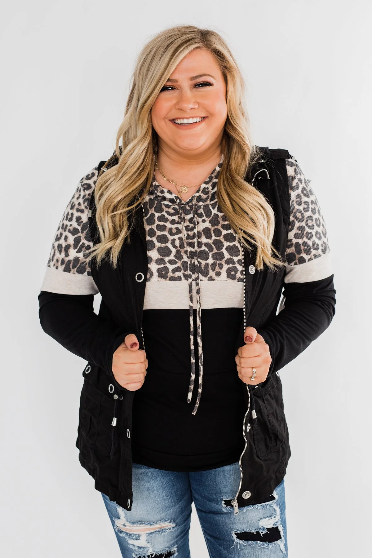 Season Essential Vest- Black - Image 4