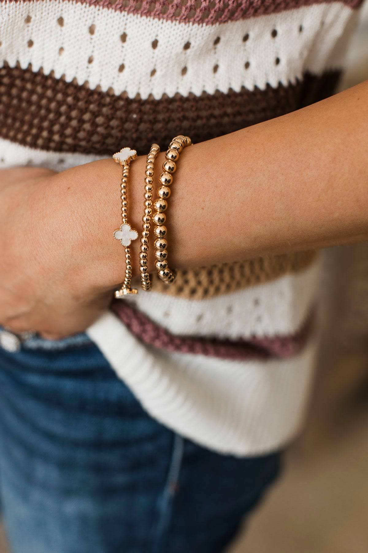 Shimmering Elegance Beaded Bracelet Set- Gold & Cream - Image 2