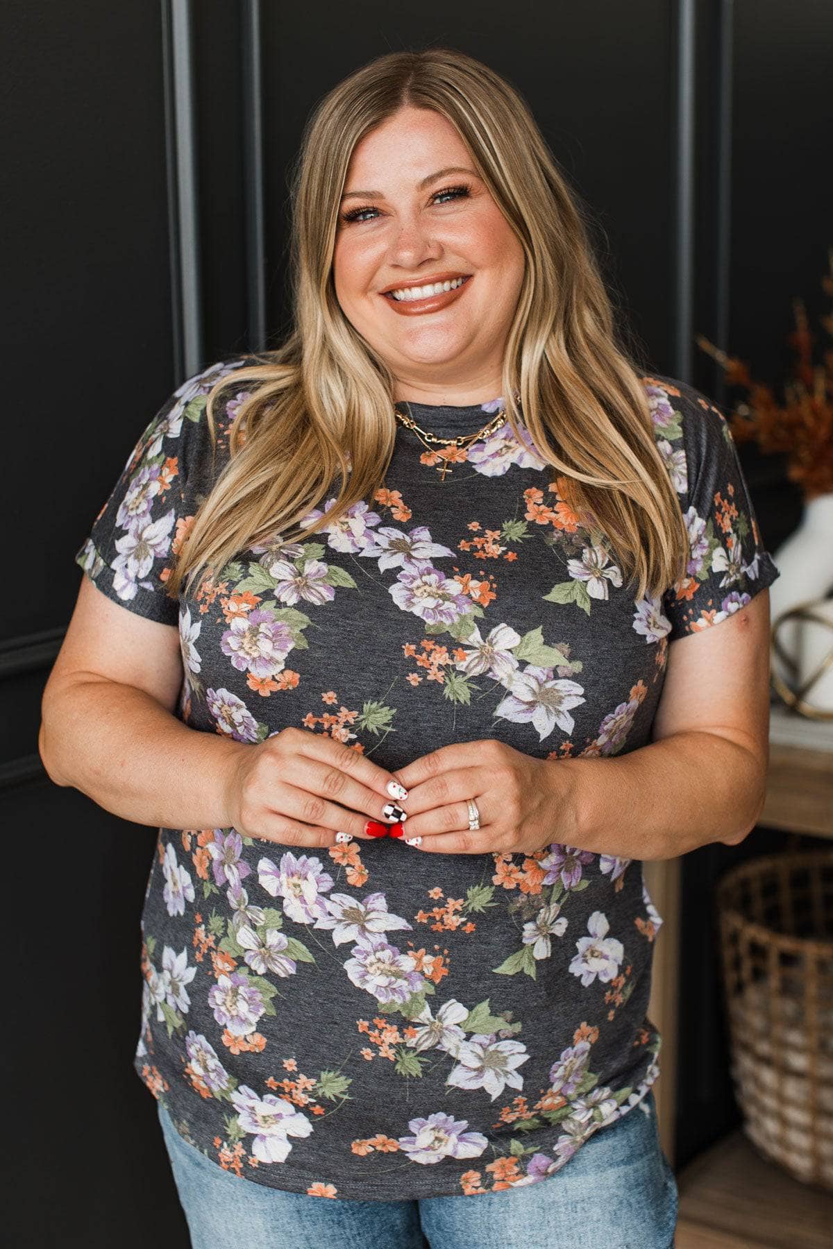 Shine All The Way Short Sleeve Floral Top- Navy - Image 4