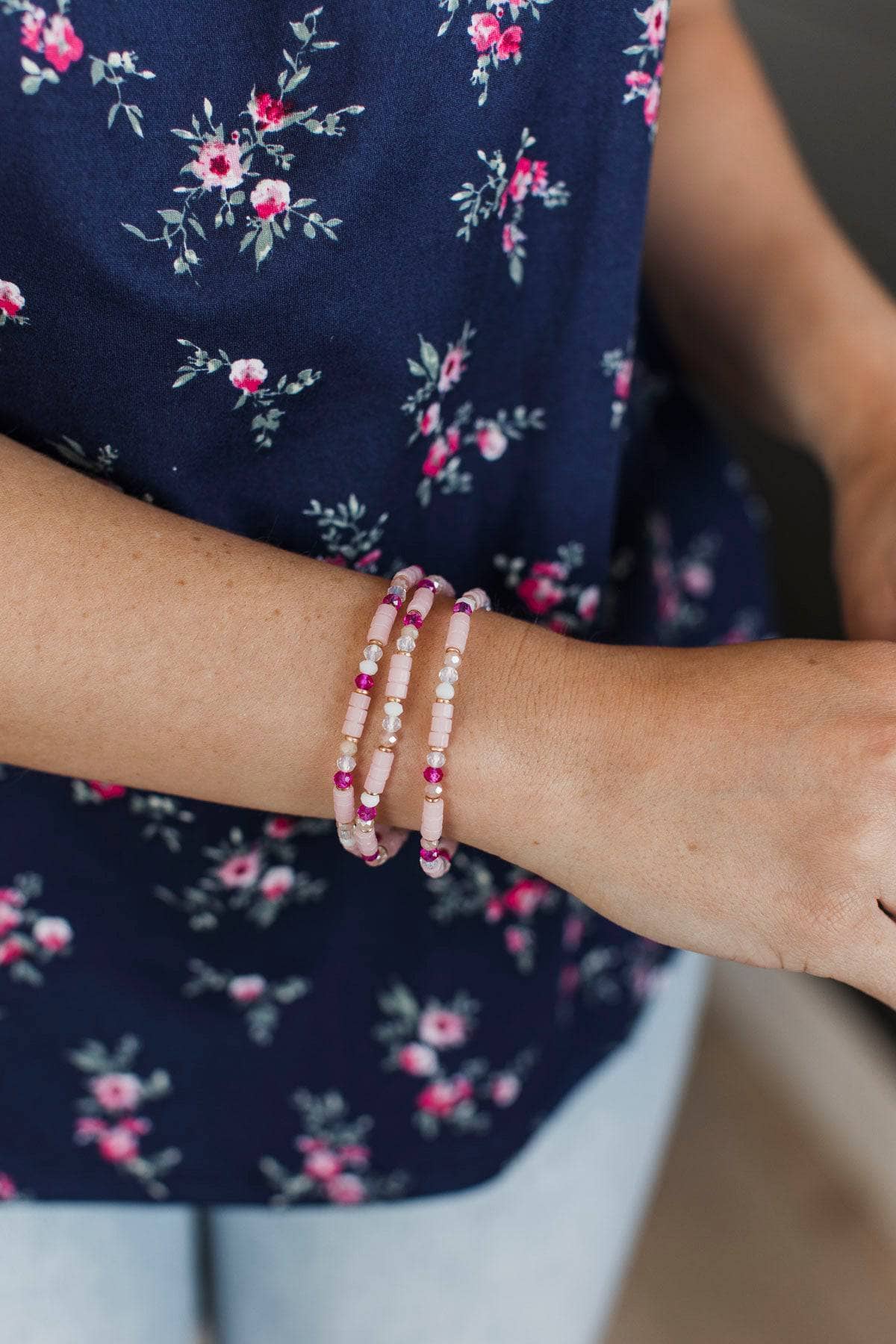 Shopping For Style Bracelet Set- Pink - Image 2