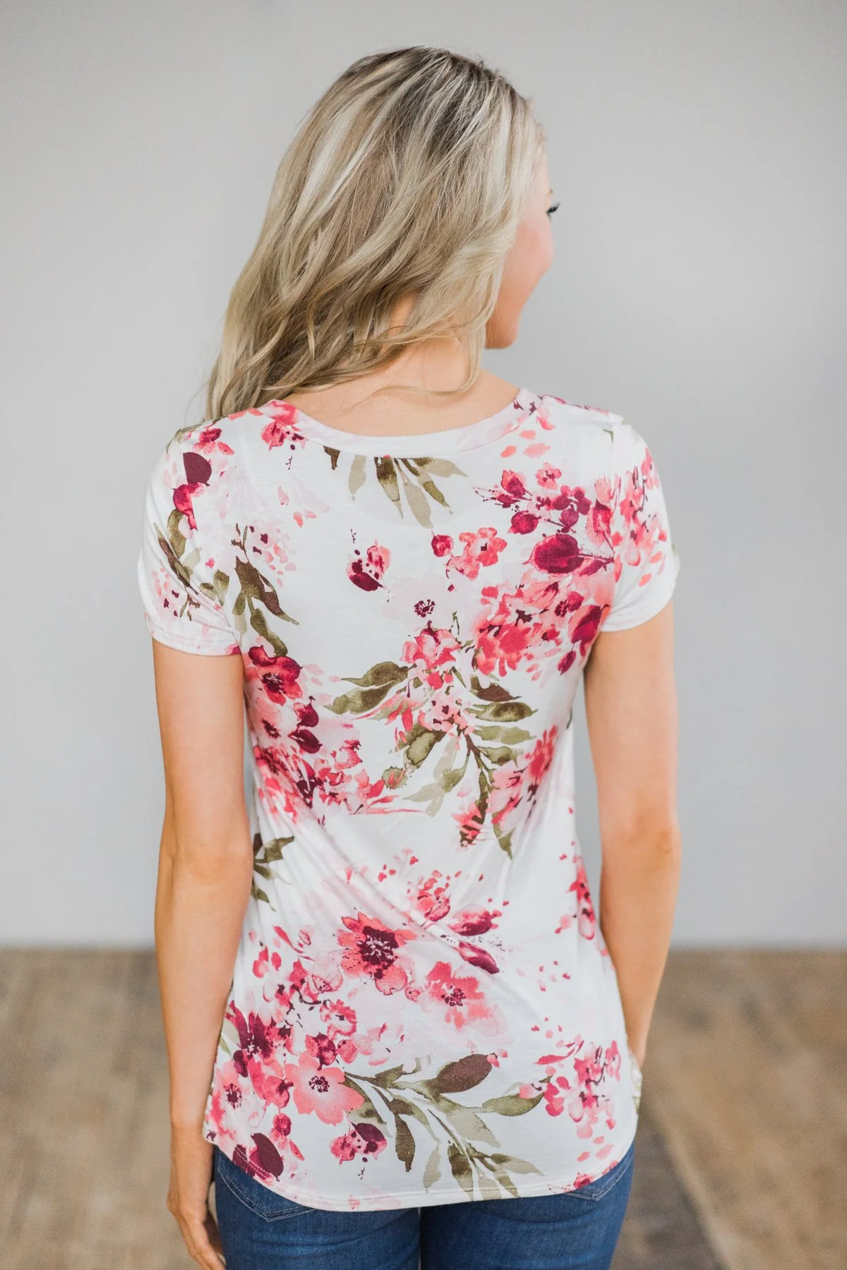 Short Sleeve Floral Glam Pocket Top- Pink & Ivory - Image 4