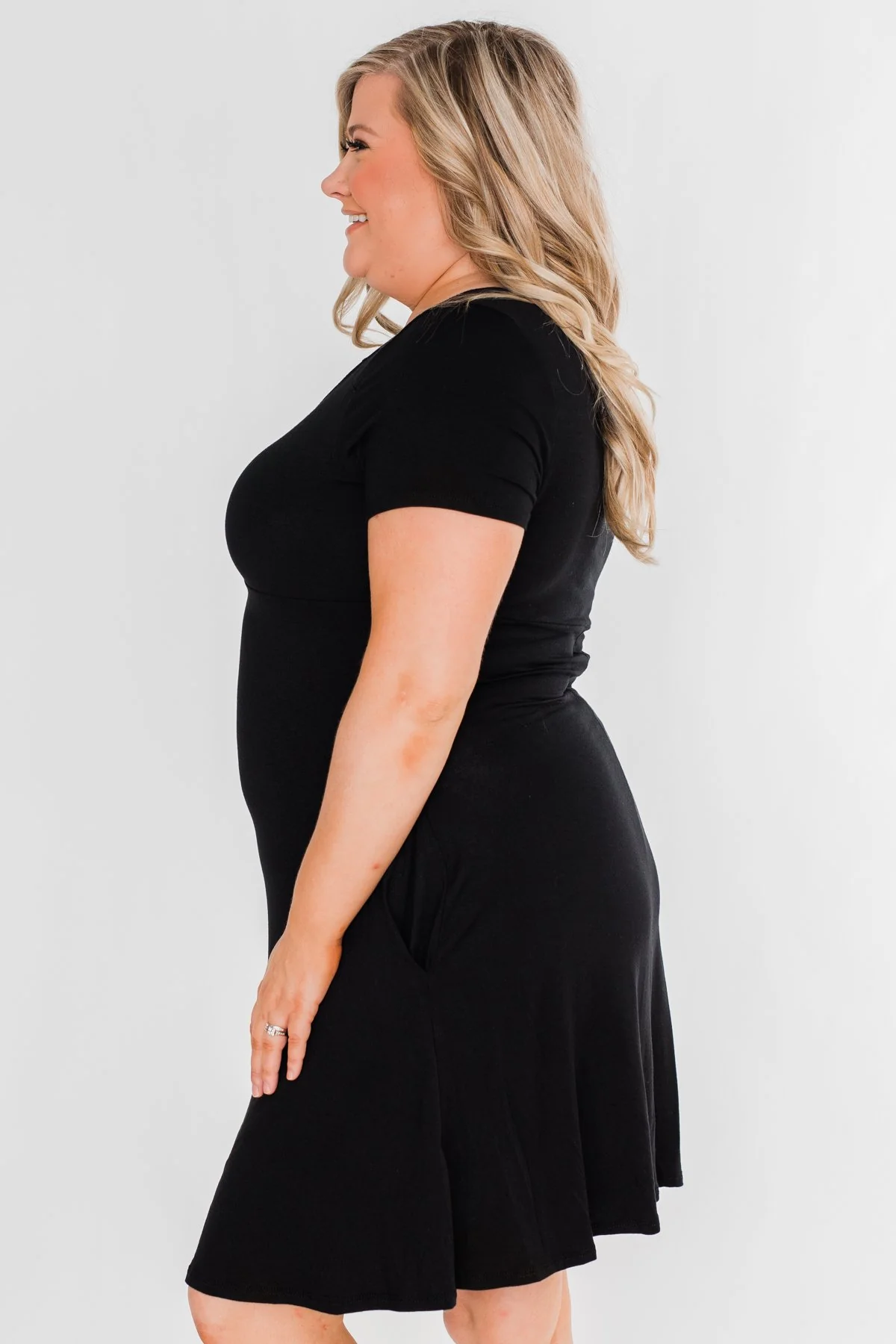 Simple Yet Elegant Short Sleeve Dress- Black - Image 9