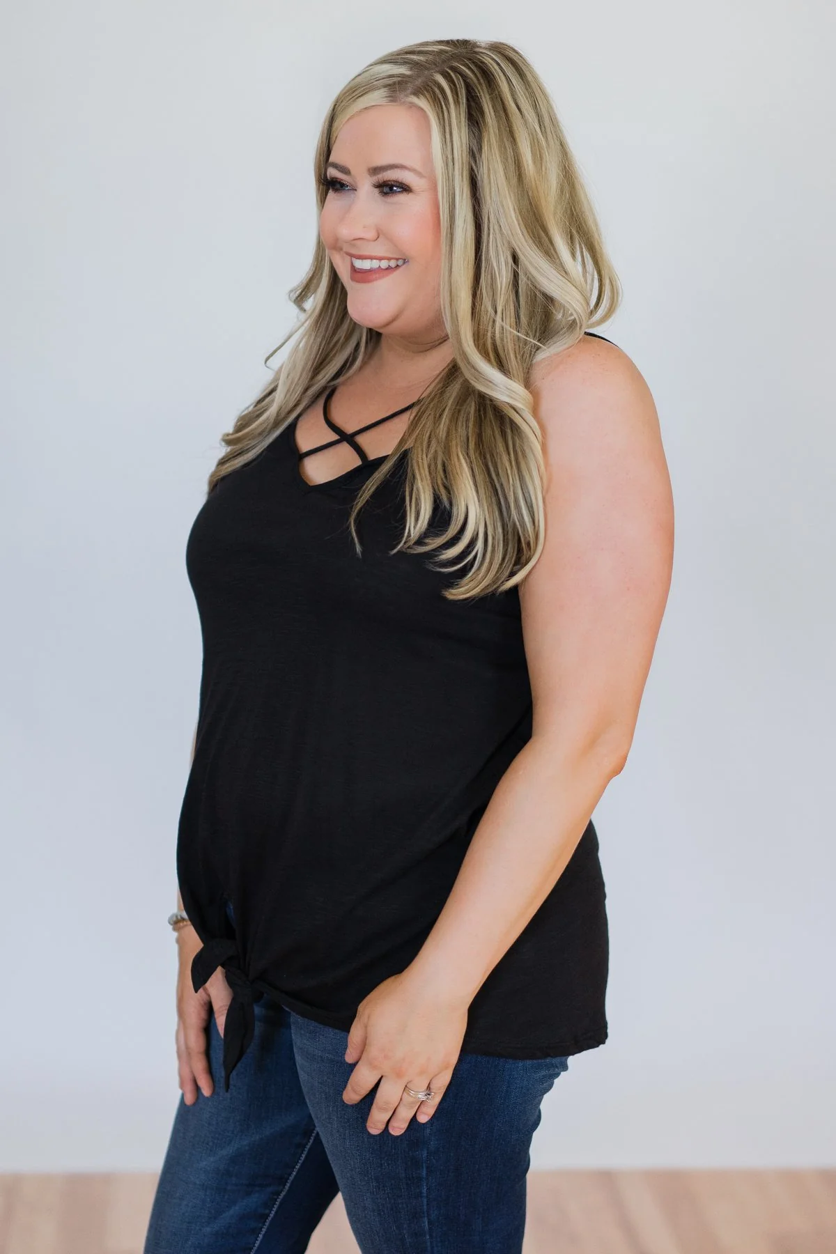 Simply Tied Black Knot Top - Image 6