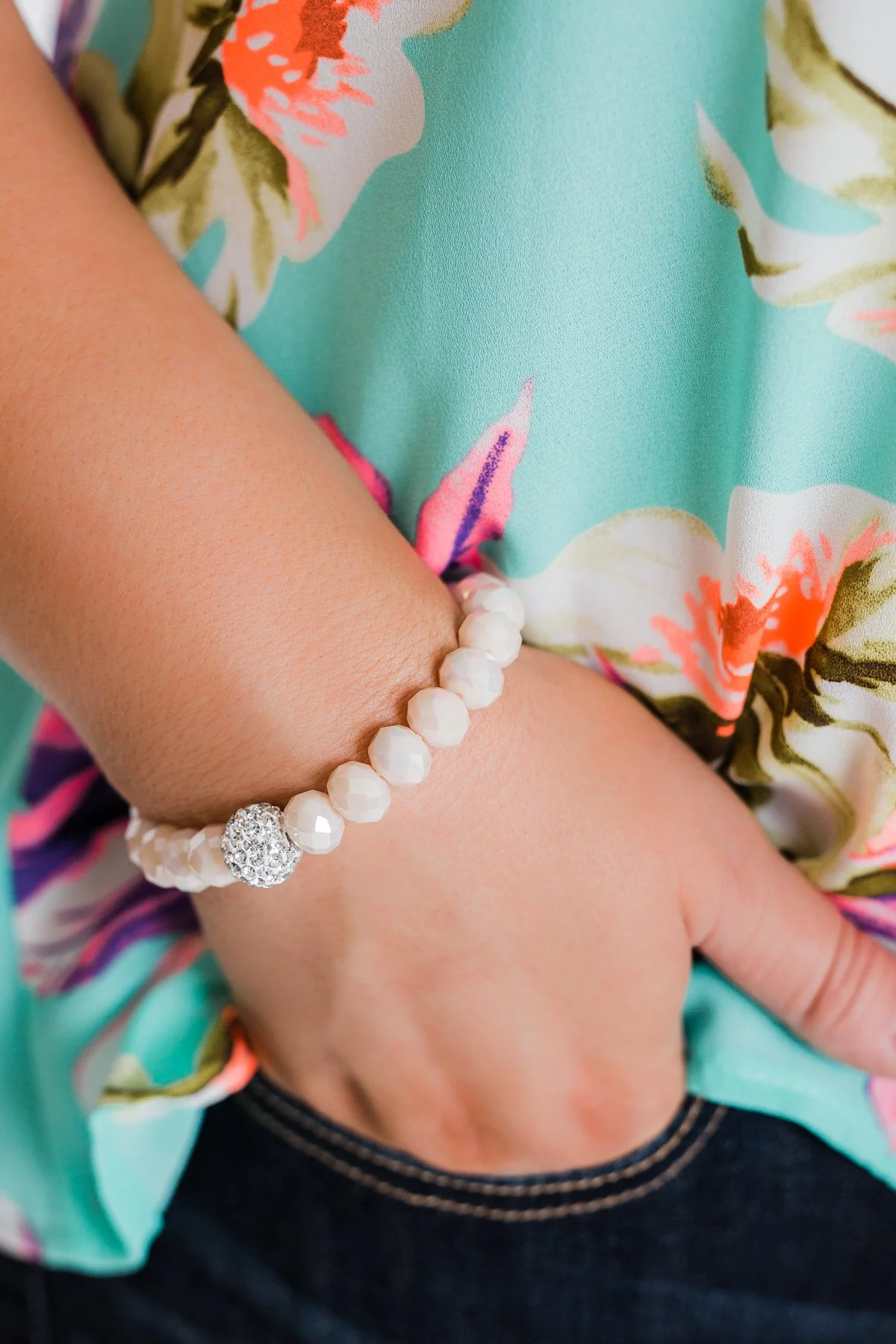 Single Diamond Accent Beaded Bracelet- Pink - Image 2