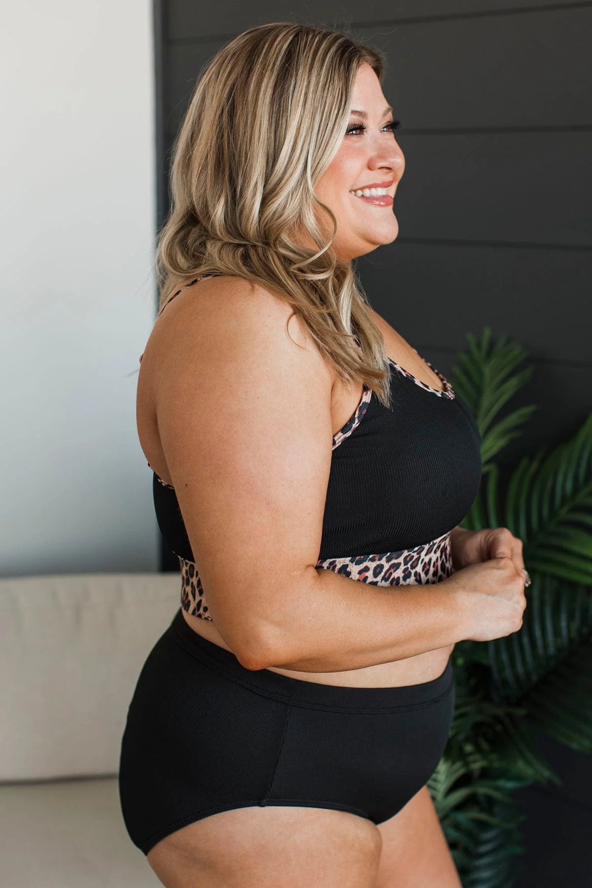 Sipping On Sunshine Mid-Rise Swim Bottoms- Black - Image 5