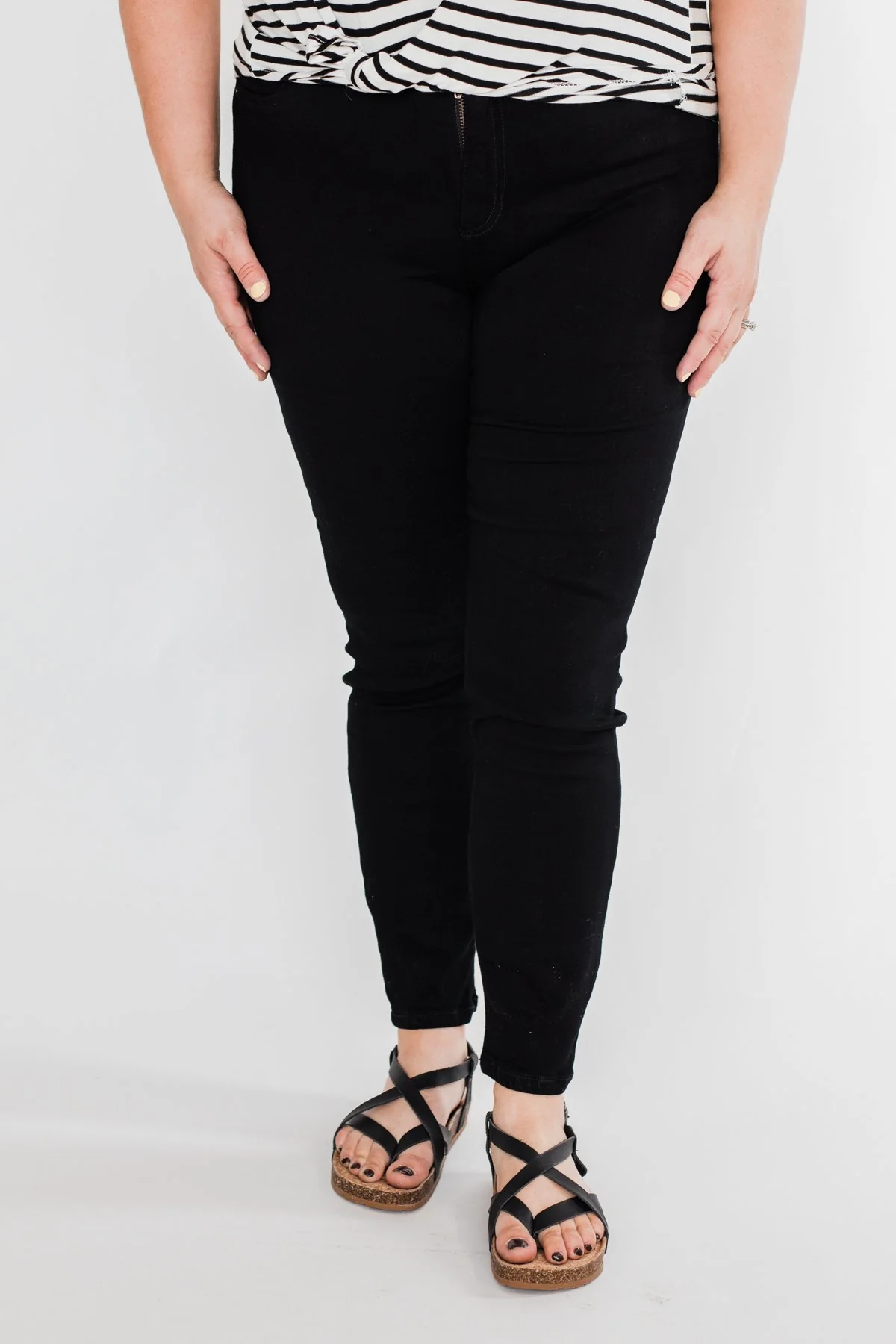 Sneak Peek Non-Distressed Jeans- Black - Image 4