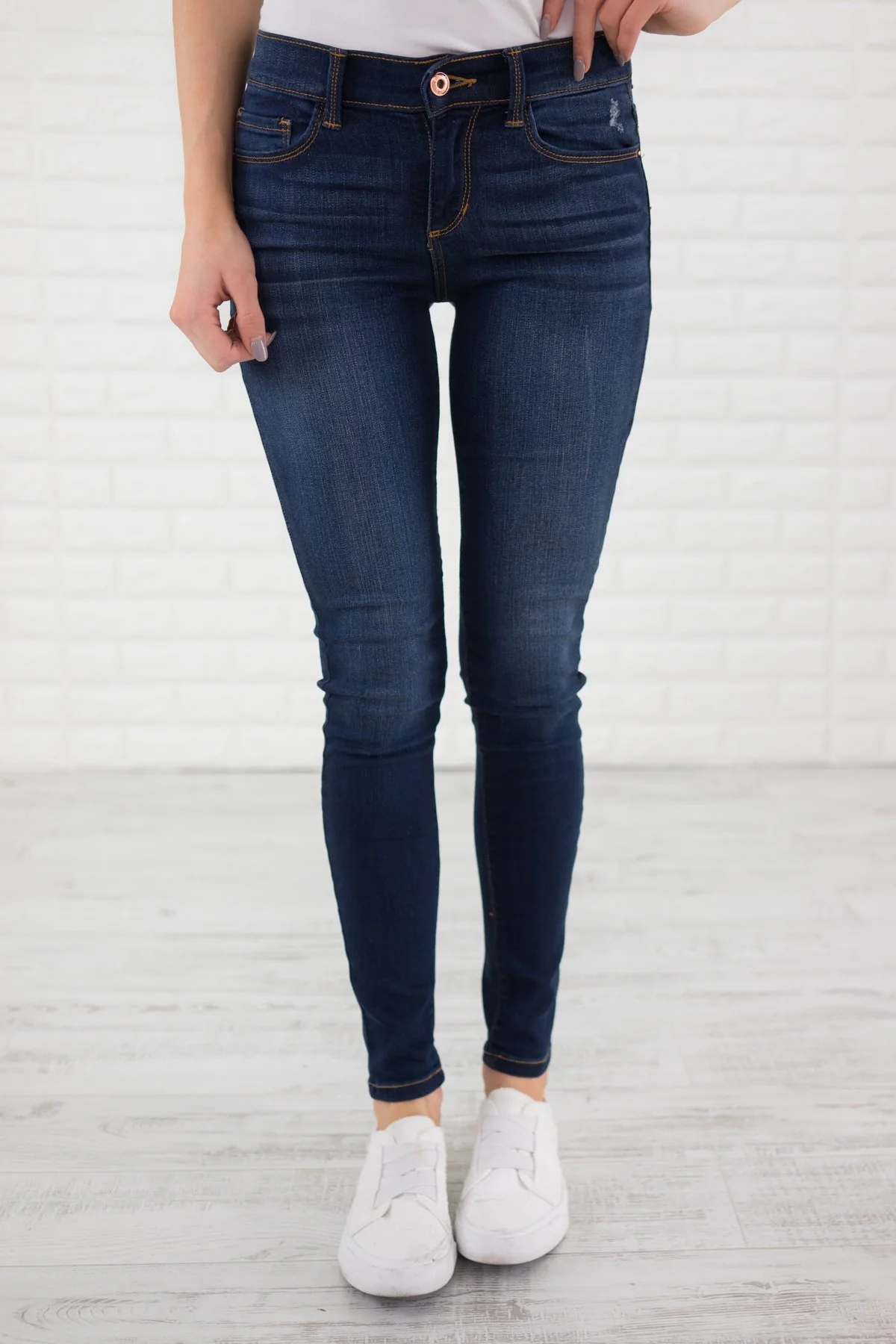 Sneak Peek Harper Wash Jeans - Image 2