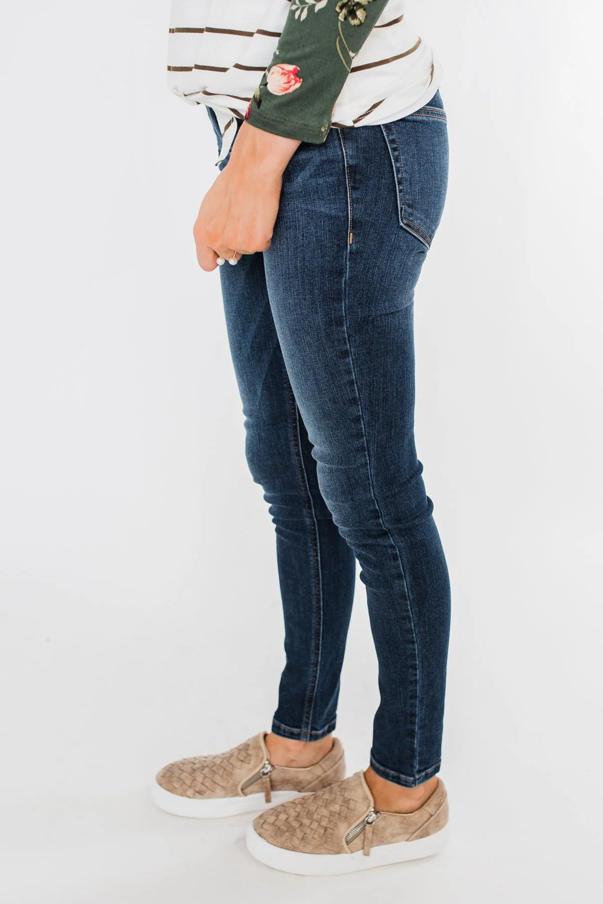 Sneak Peek Jeans- Becky Dark Wash - Image 5
