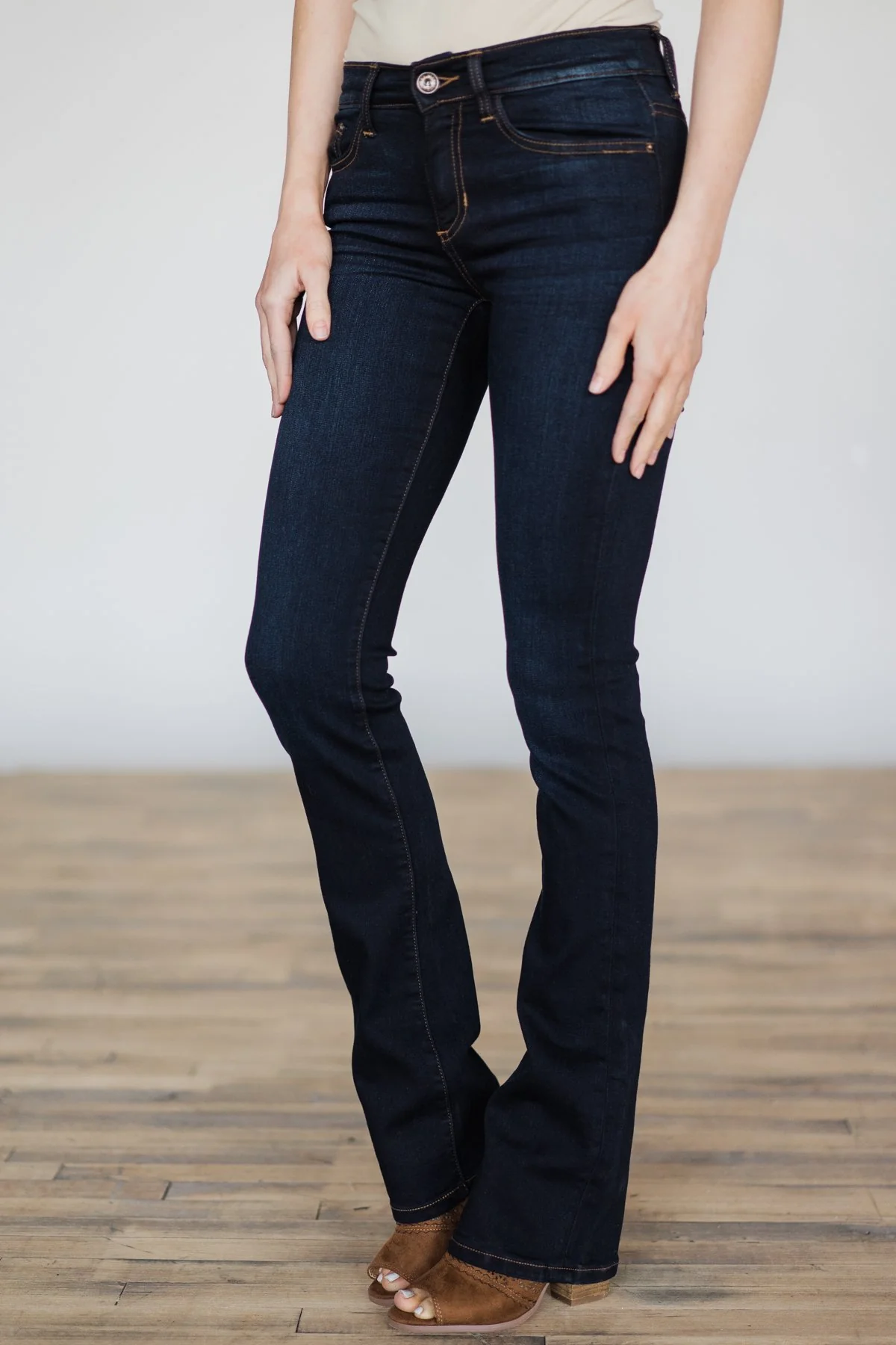 Sneak Peek Jeans- Leanne Wash - Image 2