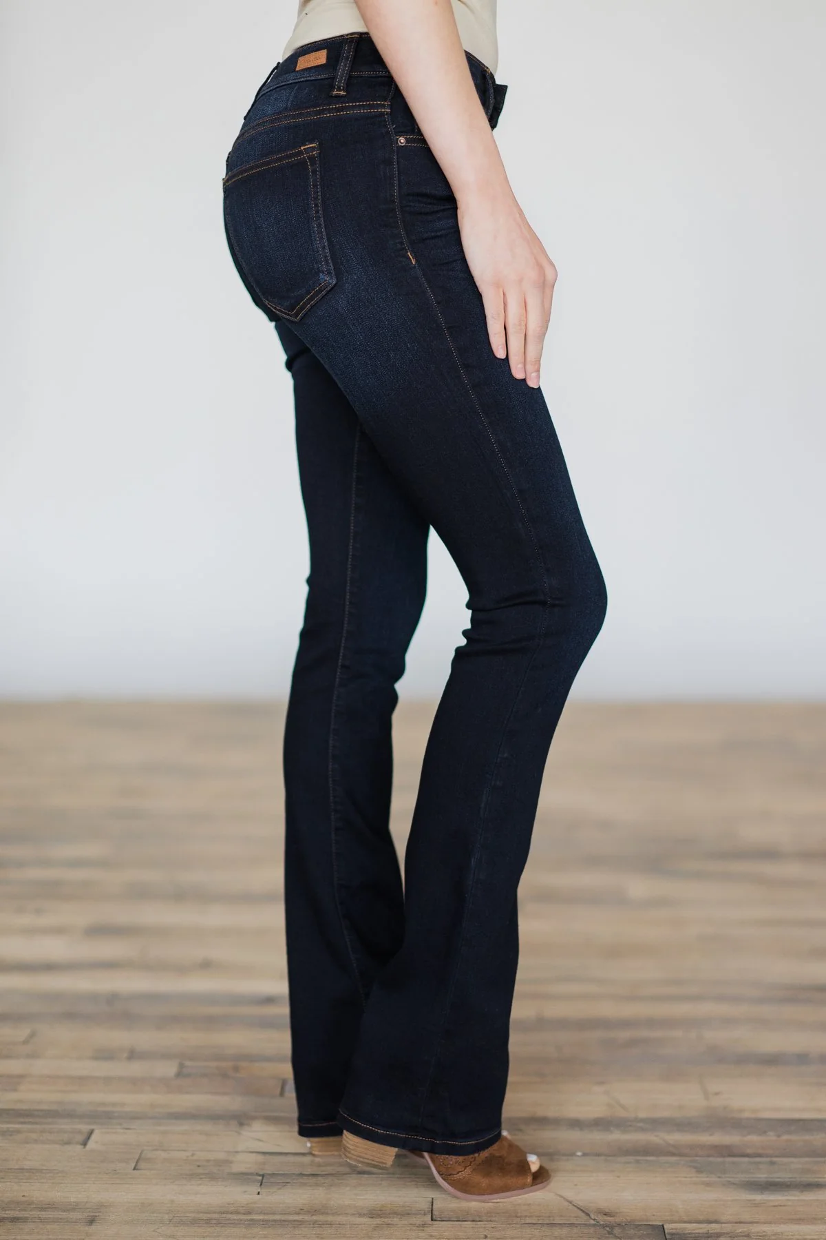 Sneak Peek Jeans- Leanne Wash - Image 5