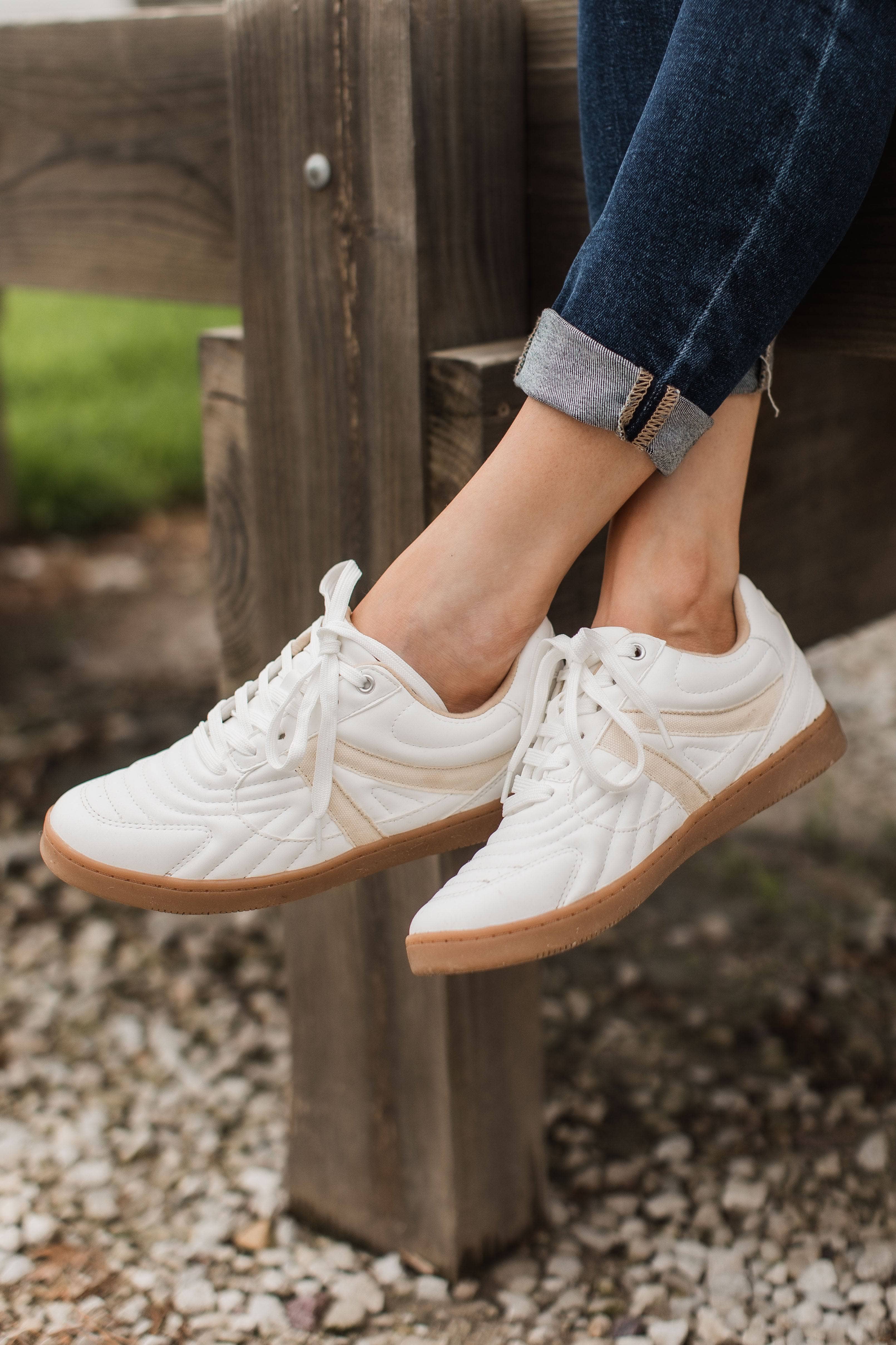 Soda Vastine Sneakers- White