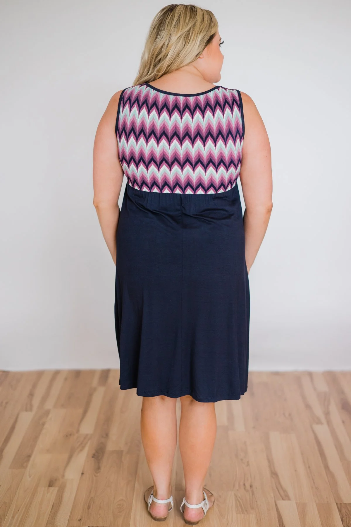 Someone Like You Chevron Dress- Navy - Image 4