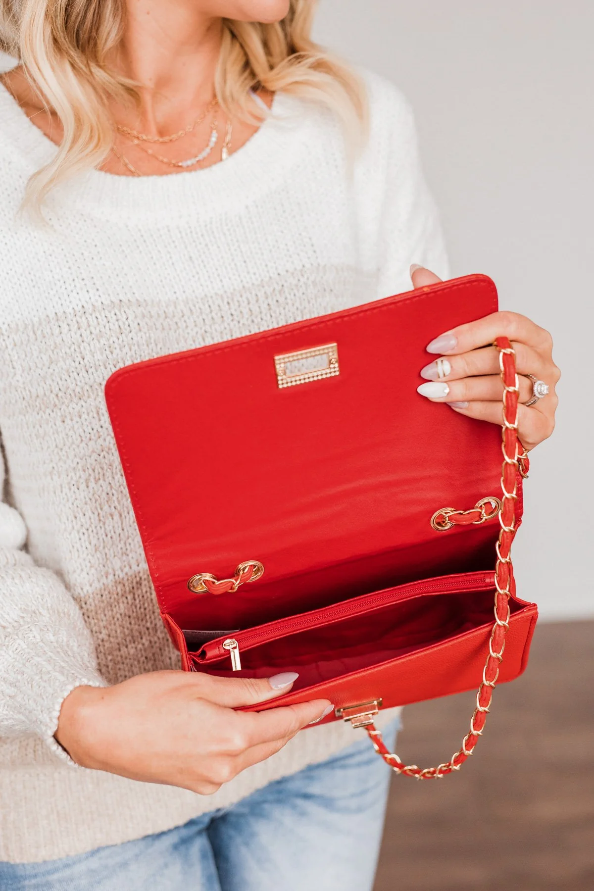 Stay Stylish Quilted Purse- Holiday Red - Image 11