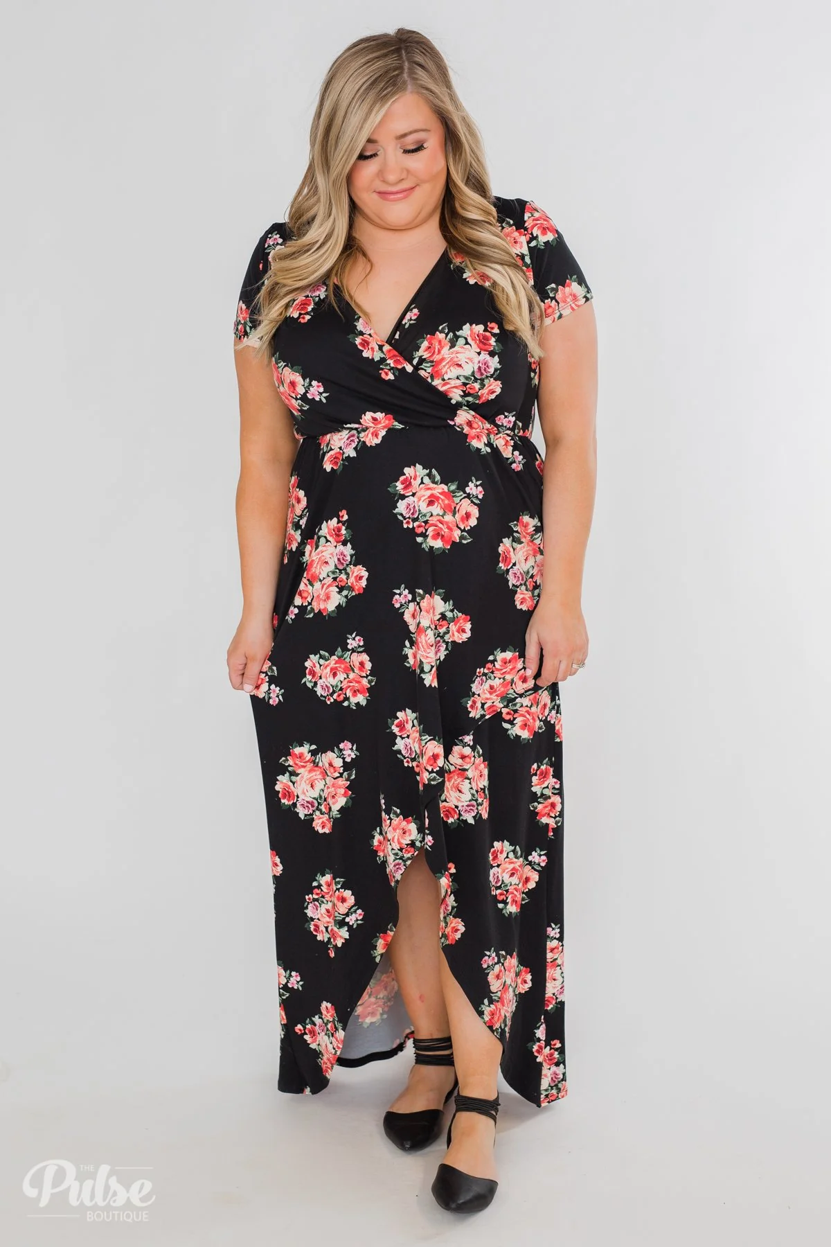 Still Into You Short Sleeve Floral Maxi Dress- Black - Image 11