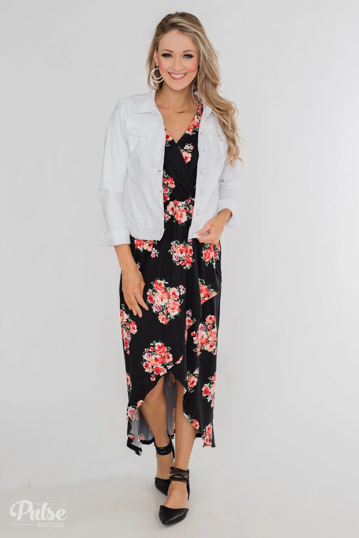 Still Into You Short Sleeve Floral Maxi Dress- Black - Image 4