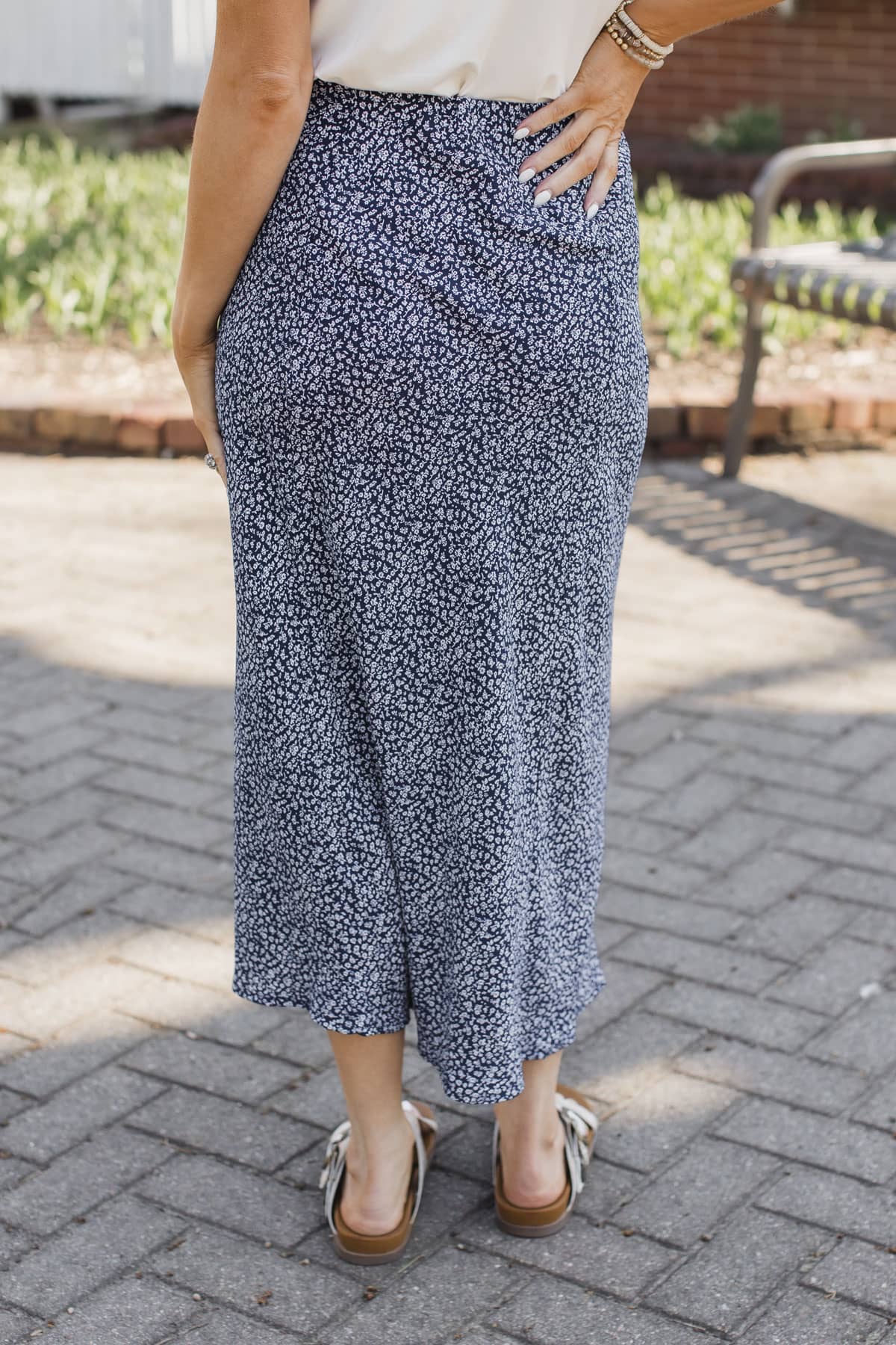 Stroll Through Town Floral Midi Skirt- Navy - Image 4