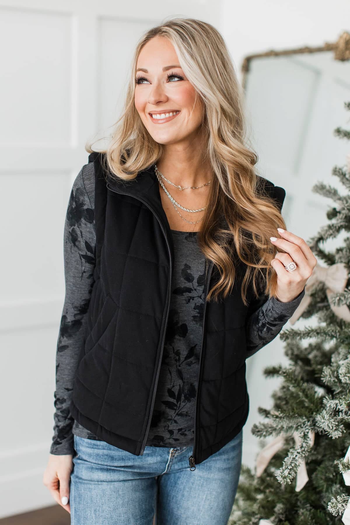 Stunning Views Puffer Vest- Black - Image 2