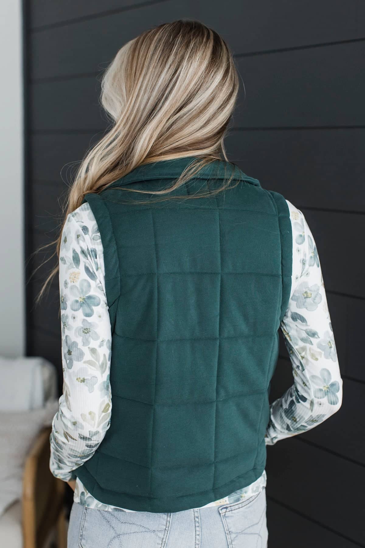 Stunning Views Puffer Vest- Hunter Green - Image 6