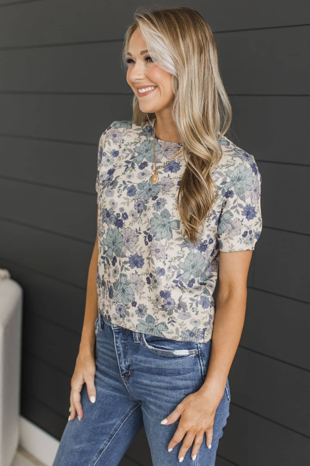 Subtle Glow Short Sleeve Floral Top- Cream & Blue - Image 7