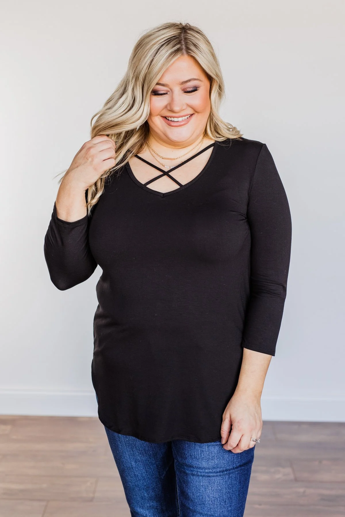 Sucker For Love Criss-Cross Top- Black - Image 6