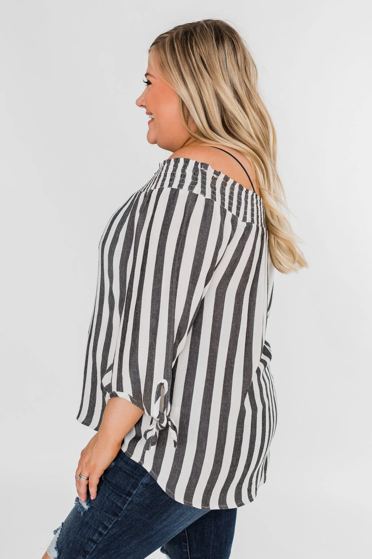 Summer On You Off the Shoulder Top- Black - Image 12