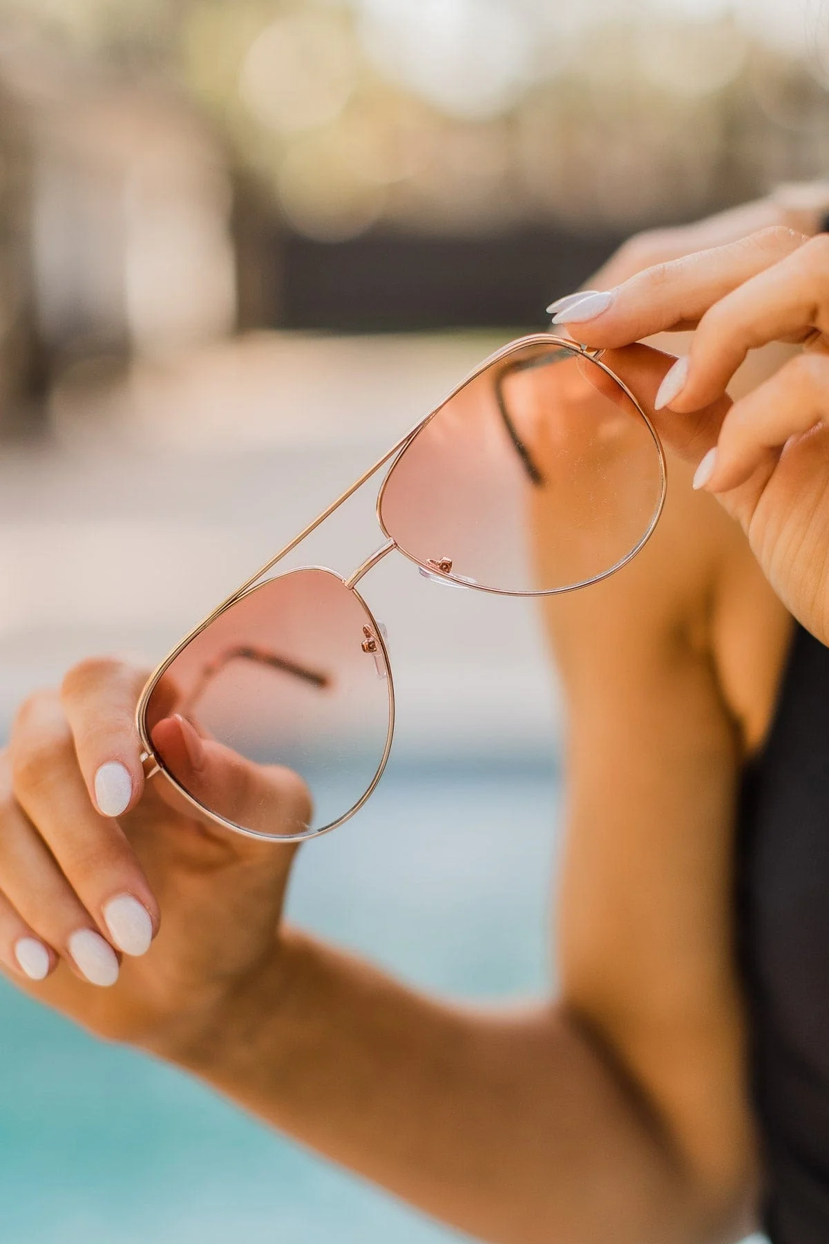 Sunset Melodies Oversized Aviator Sunglasses - Image 6