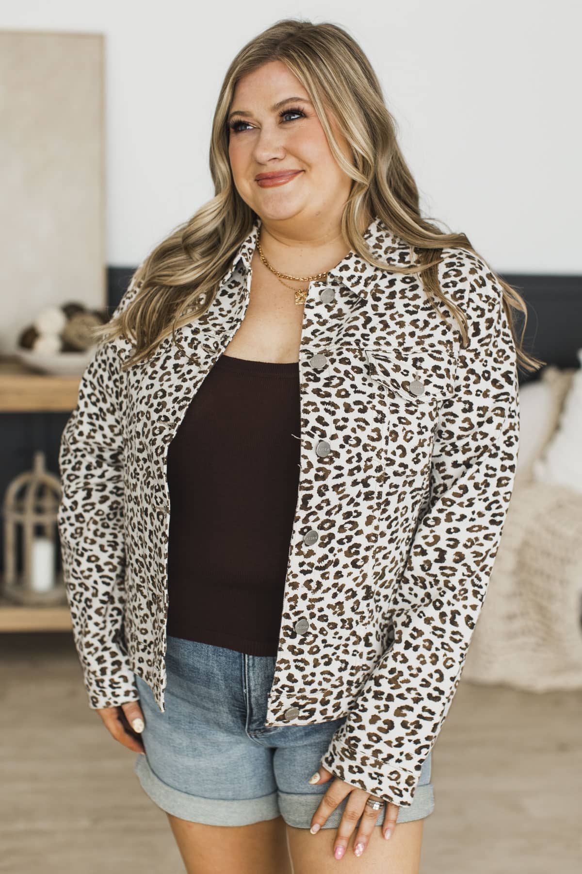 Sweet But Chic Denim Jacket- Leopard - Image 4