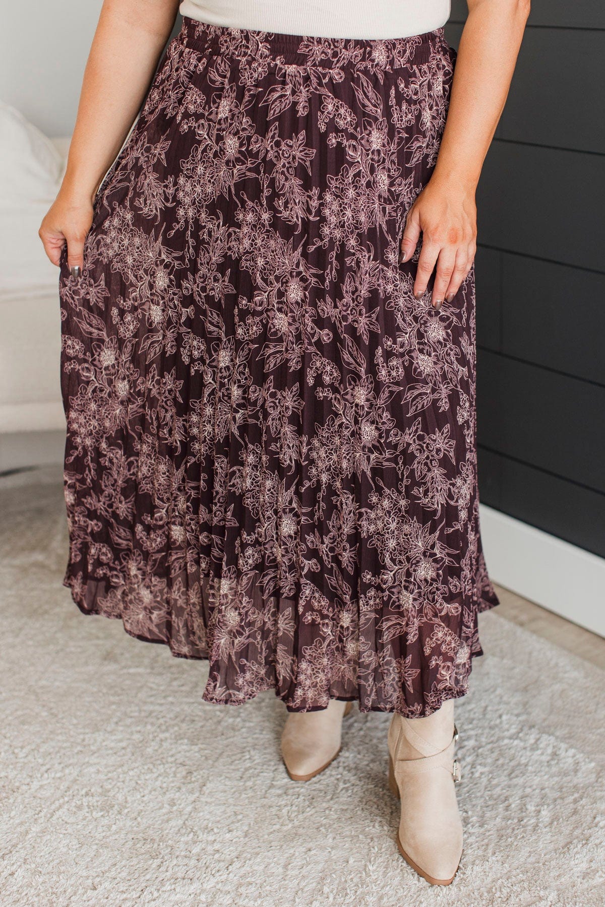 Swoon-Worthy Style Floral Maxi Skirt- Dark Plum - Image 2
