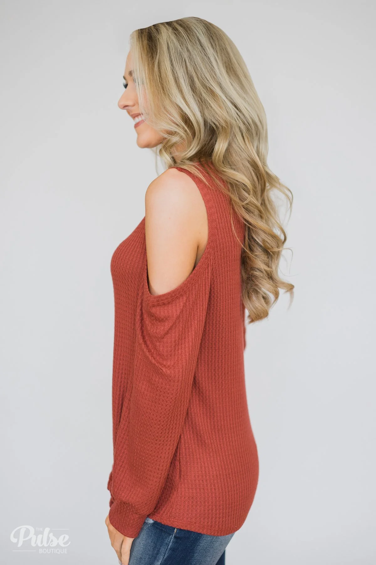 Take A Hint Cold Shoulder Thermal Top- Brick - Image 7