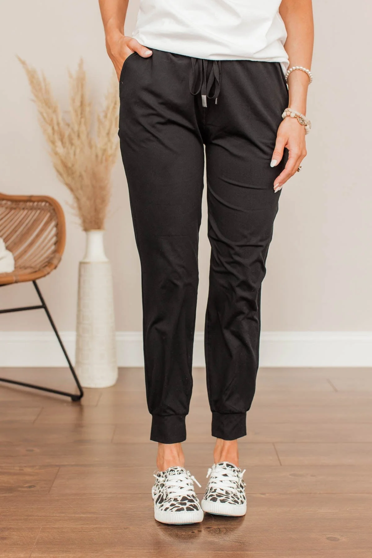 Thread & Supply All The Rage Joggers- Black - Image 6