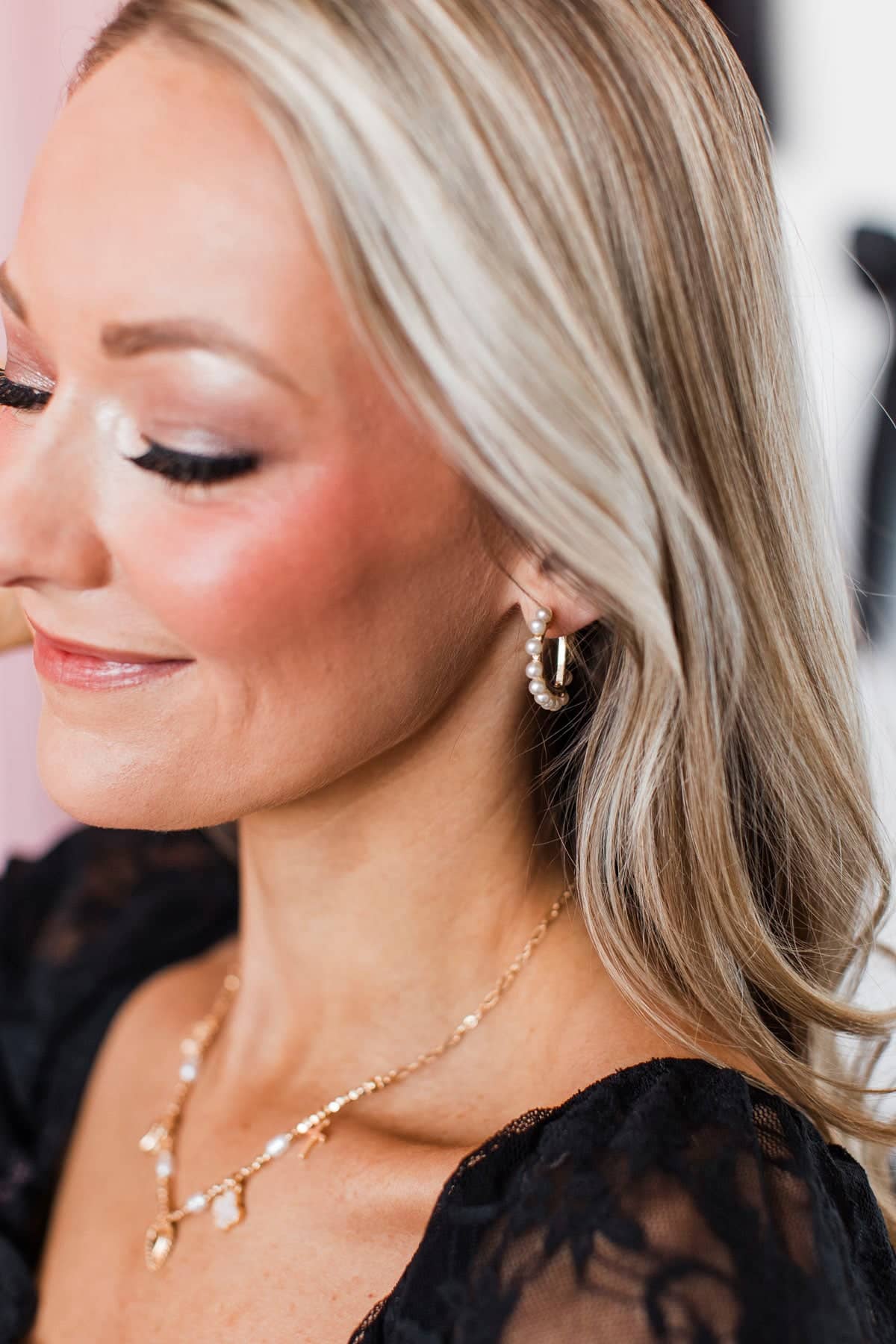 Thriving Love Heart Hoop Earrings- Gold & Pearl