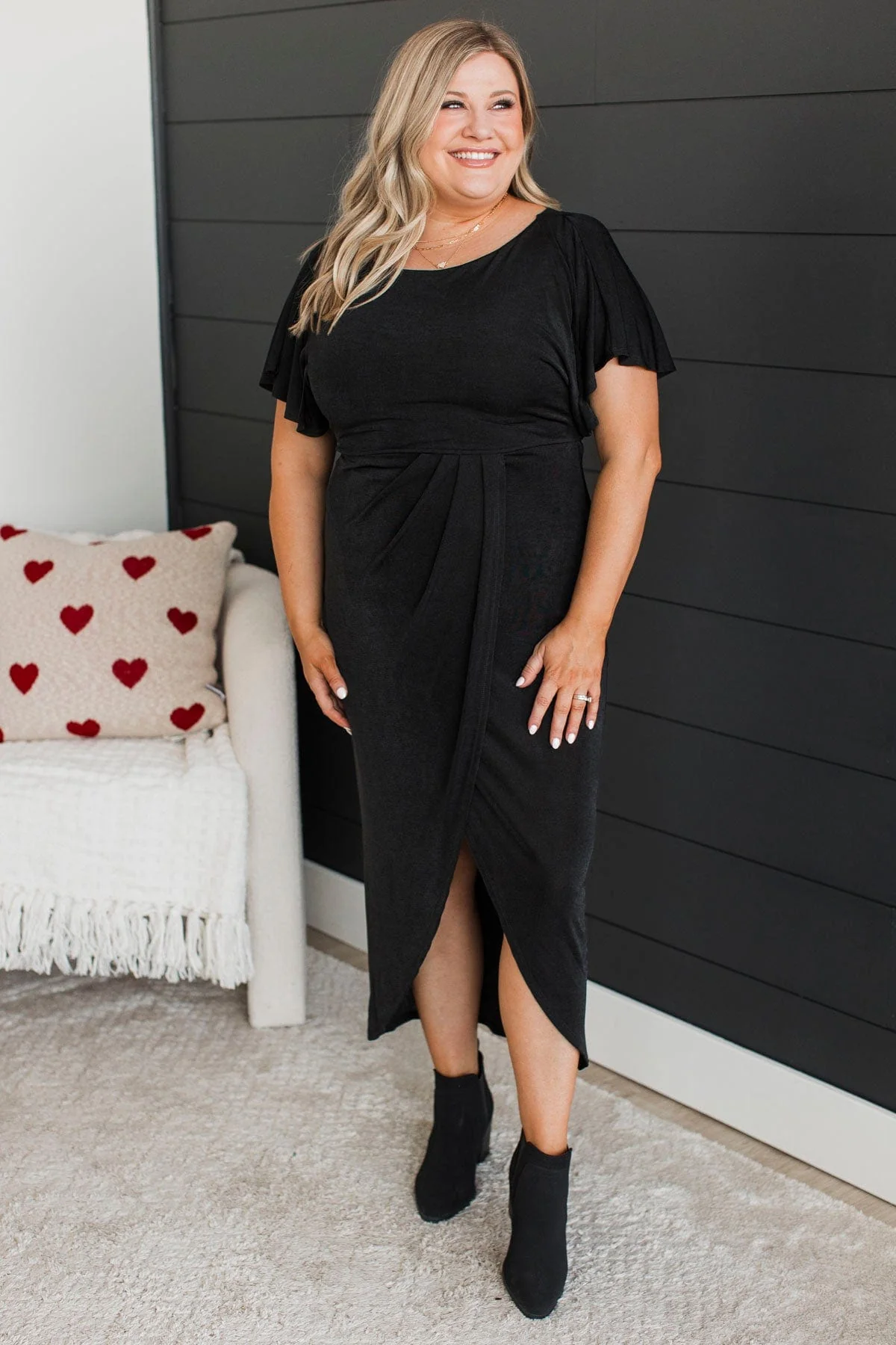 Through The Night Wrap Midi Dress- Black - Image 4