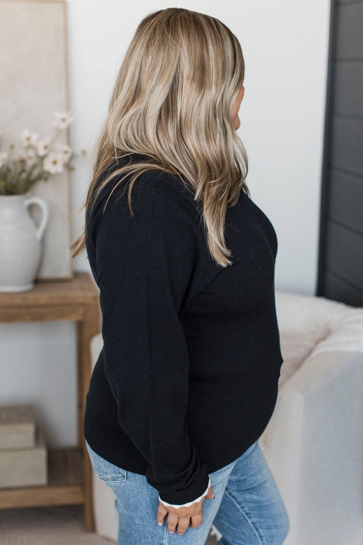 Unshakable Confidence Contrast Knit Sweater- Black - Image 6