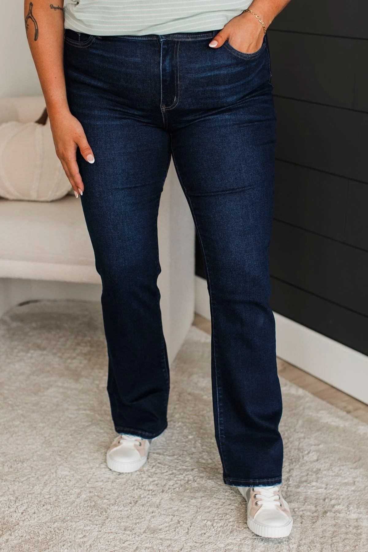 Vervet Bootcut Jeans- Mabley Wash - Image 2